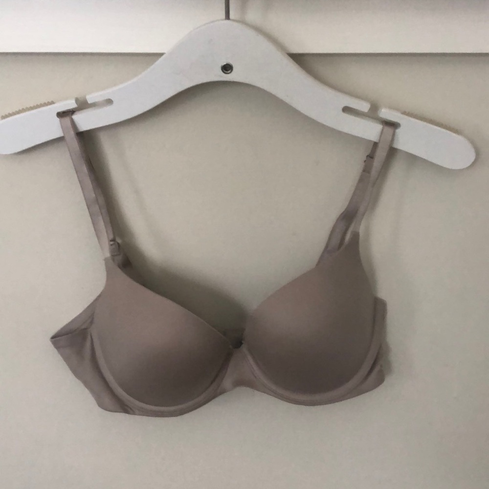 Lightly worn sunnie Demi push-up bra